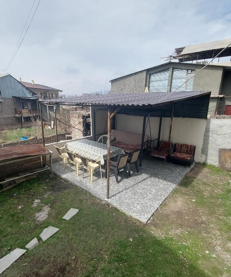Sam'S Place, Tours With Sam Βίλα Γιερεβάν Εξωτερικό φωτογραφία