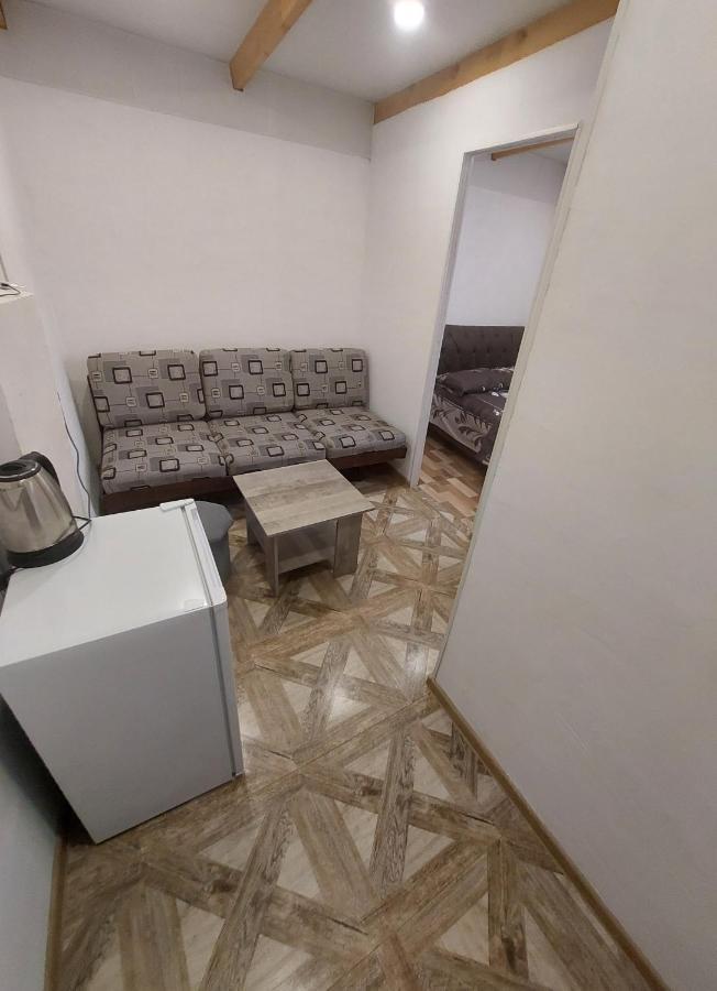 Sam'S Place, Tours With Sam Βίλα Γιερεβάν Εξωτερικό φωτογραφία